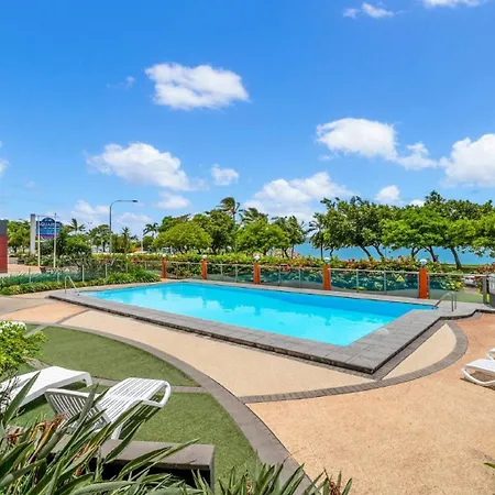 Studio 503 - Prime Spot With Ocean Views Townsville Exterior photo