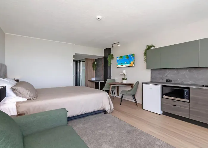 Studio 503 - Prime Spot With Ocean Views